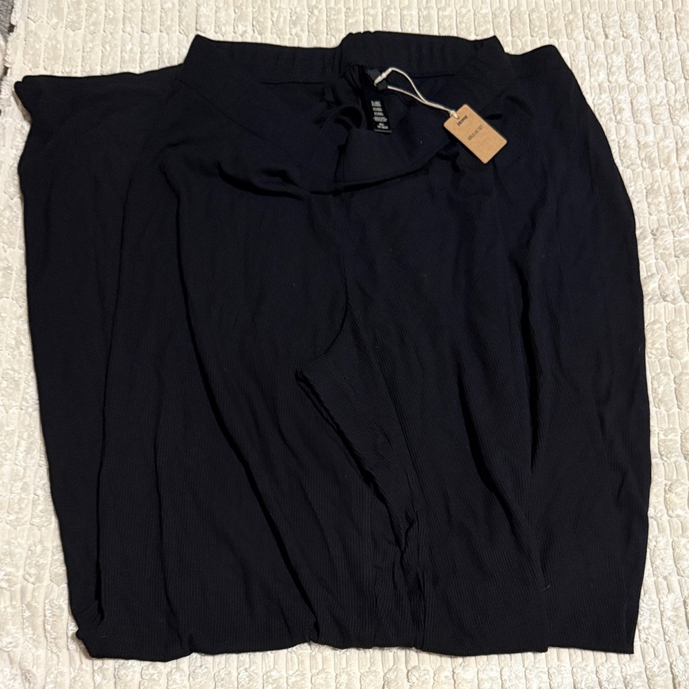 SKIMS Black soft lounge sleep pants only